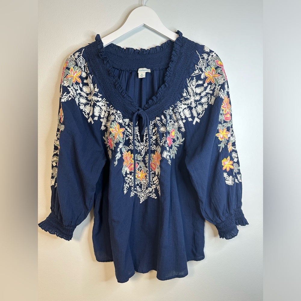 Sundance Cotton Embroidered Peasant Boho Floral Navy Boho Blouse Top Sz  Medium - Picture 3 of 17